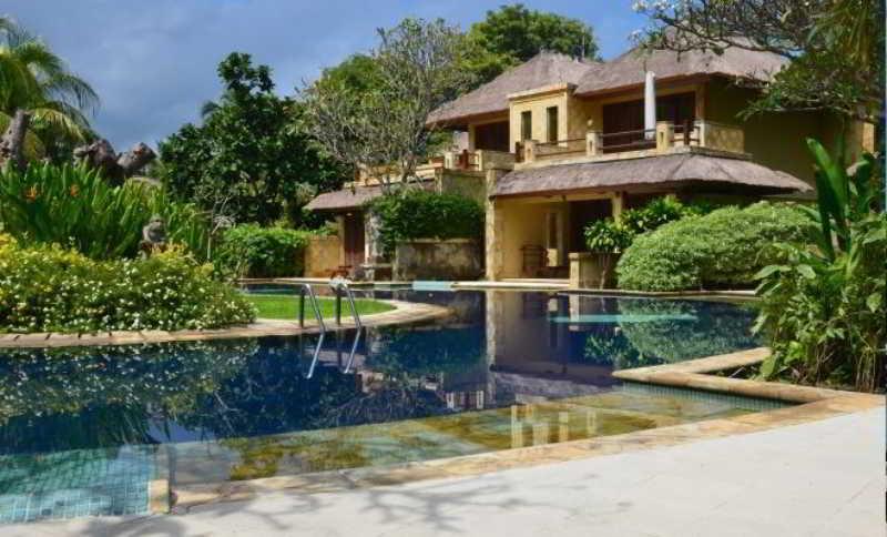Pool Villa Merumatta Senggigi Buitenkant foto